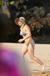 Hilary Duff Paparazzi Bikini Beach Set Leaked